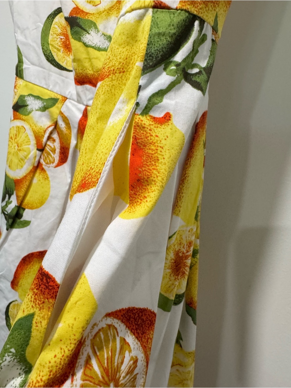 Banana Republic Lemon Dress | Very Good Condition | Size 8P - Picture 6 of 15